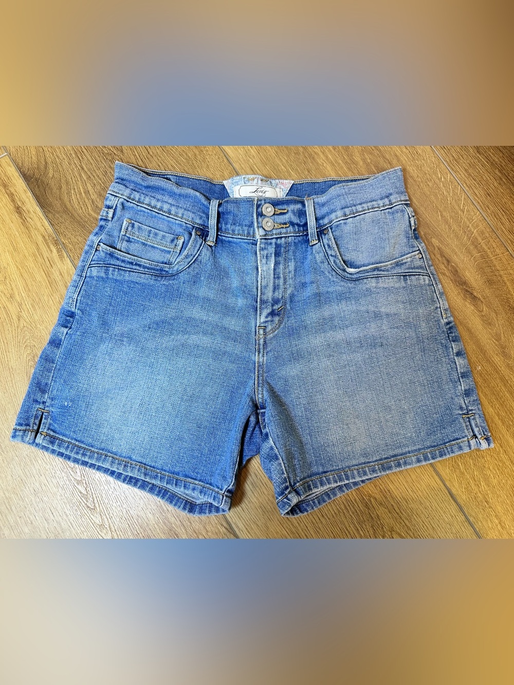 Levi's Light Blue A-line Denim Shorts classic size 4